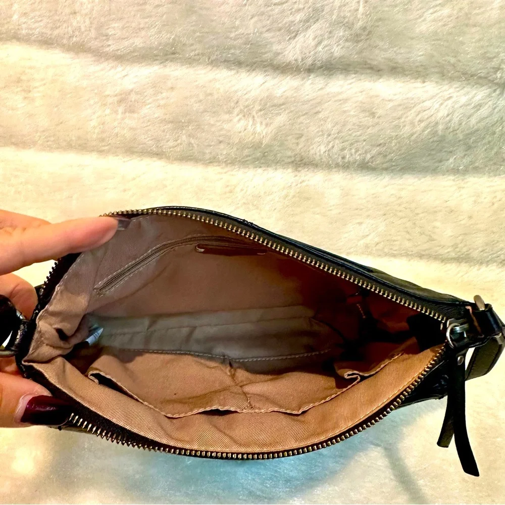 THE SAK LEATHER CROSSBODY - Picture 9 of 13